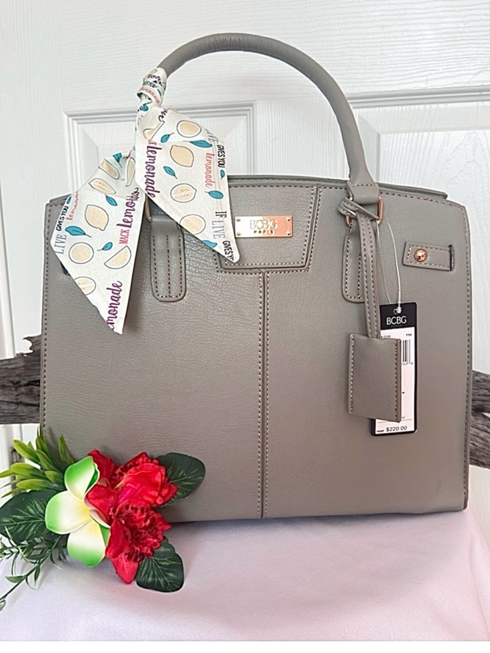 BCBG PARIS ~ Large Gray Satchel Hand Bag w/Beige Lining Gold Tone Hardware